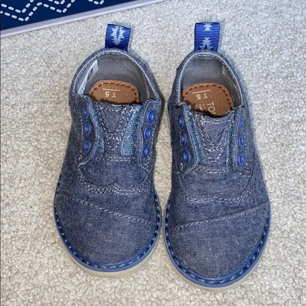 Toms